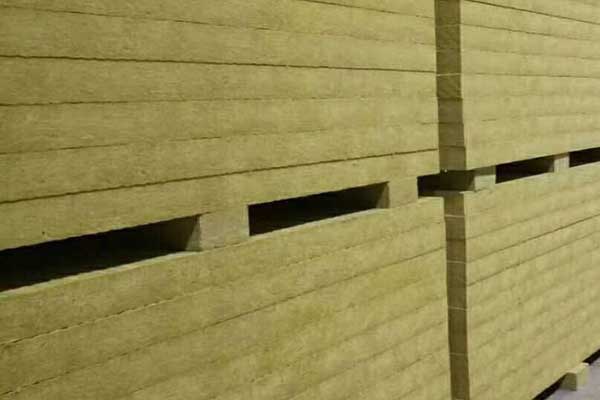 河南外墻巖棉板批發價